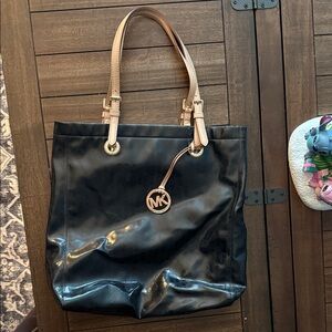Michael Kors Black and Tan Tote Bag